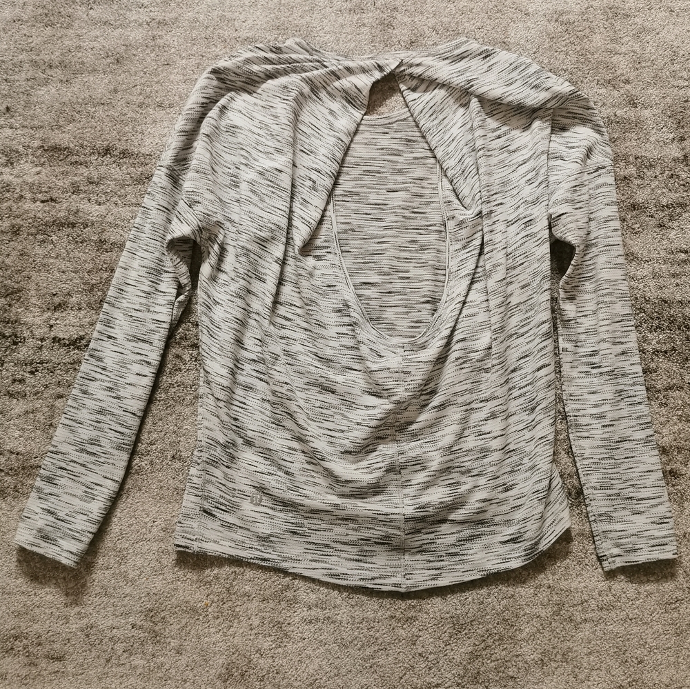 Lululemon get set long sleeve - Picture 6 of 9